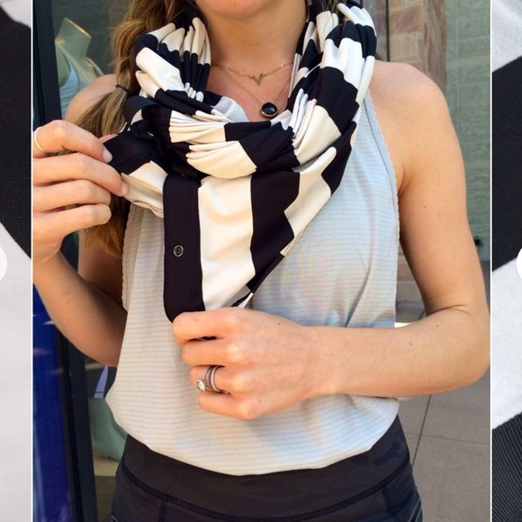 Lululemon Vinyasa Scarf *Rulu Light in Bold Stripe - Picture 5 of 12